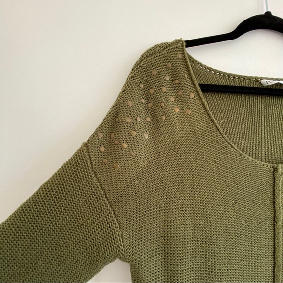 OLIVE GREEN KNIT SWEATER - Picture 4 of 7
